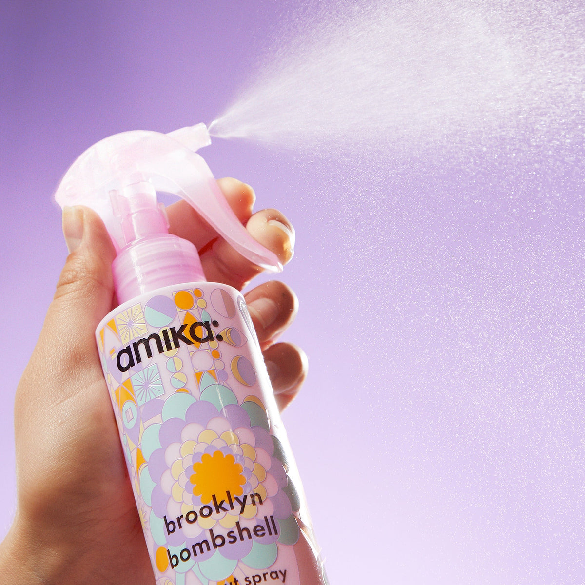 Amika - Brooklyn Bombshell - Blowout Spray - 200ml
