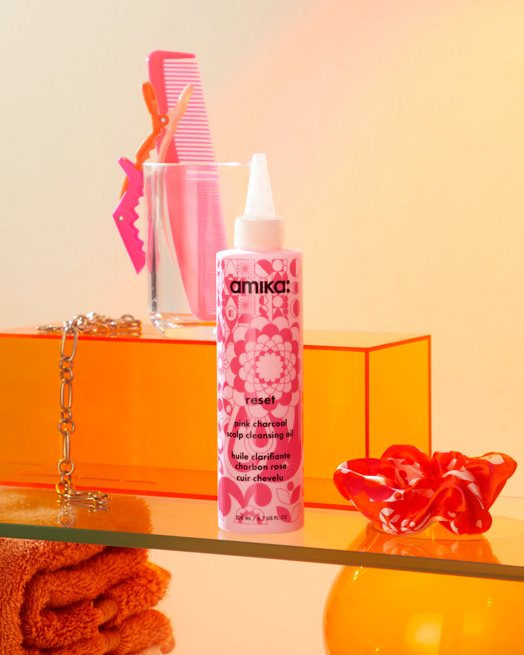 Amika - Reset - Pink Charcoal Scalp Cleansing Oil - 200ml